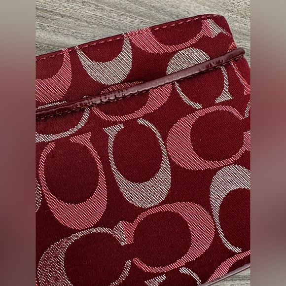 Coach red wristlet coin purse - Picture 5 of 5